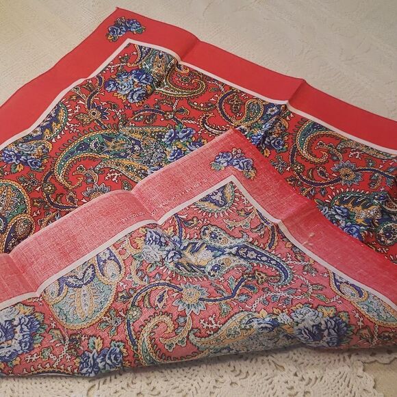 Beautiful Vintage Wamcraft Red Blue Paisley and Floral Scarf Bandana - Picture 5 of 6